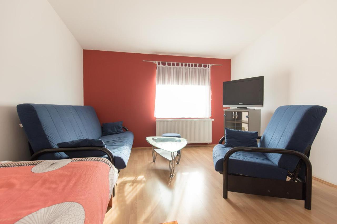 Guesthouse Capistro 比尔杰 外观 照片