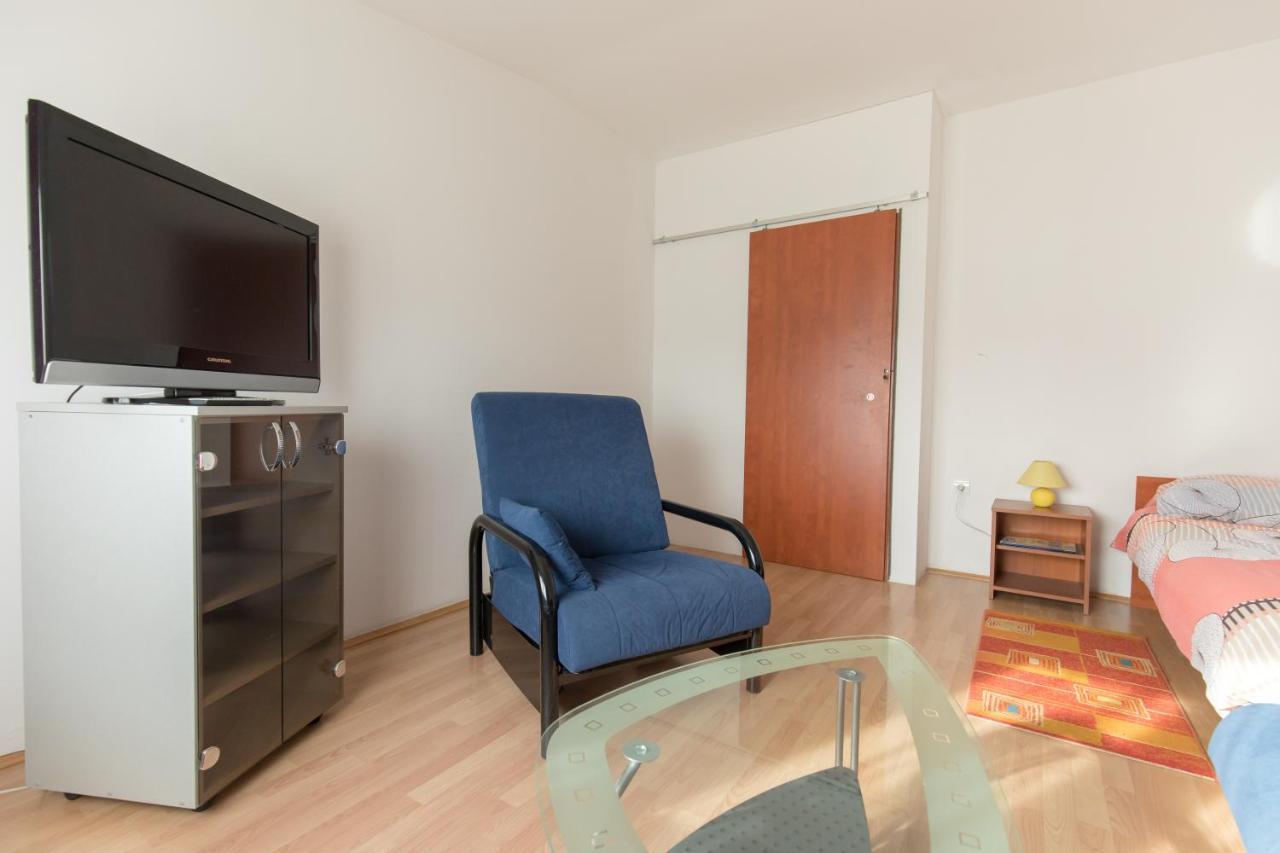 Guesthouse Capistro 比尔杰 外观 照片
